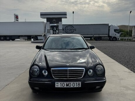 Mercedes E 280 2001