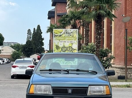 LADA (VAZ) 21099 1999
