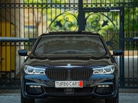 BMW 740 2019