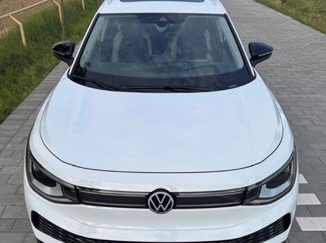 Volkswagen  2022