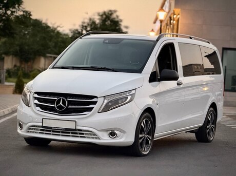 Mercedes  2017