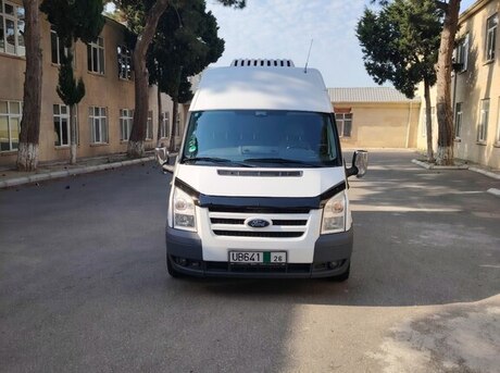 Ford Transit 2010