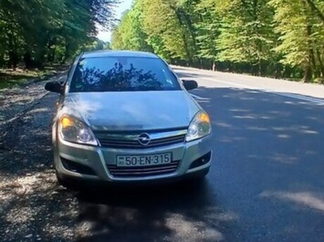 Opel Astra 2008