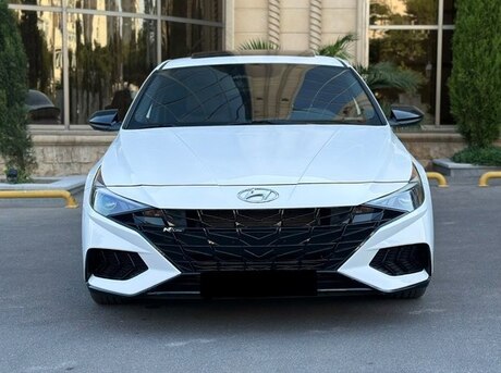 Hyundai  2023
