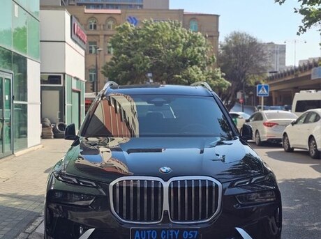 BMW X7 2025