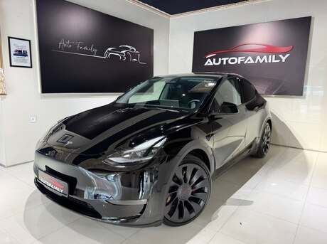 Tesla Model Y 2023