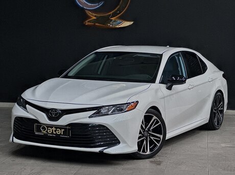 Toyota Camry 2019