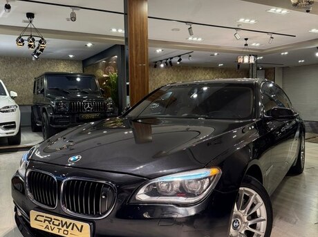 BMW 750 2014