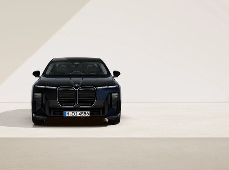 BMW 740 2026