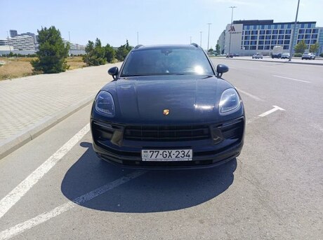 Porsche Macan 2022