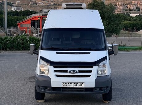 Ford Transit 2011