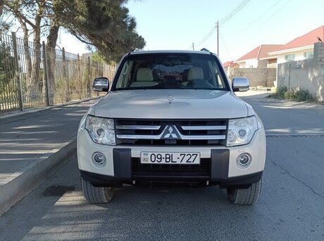 Mitsubishi Pajero 2008