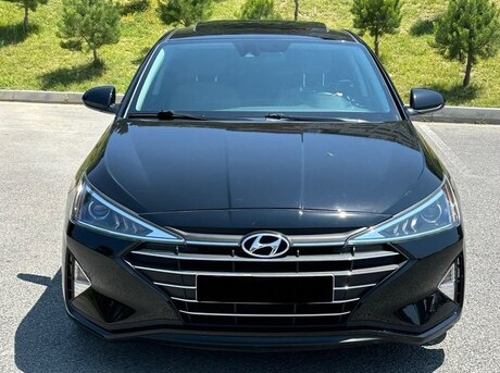 Hyundai Elantra 2019