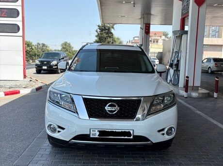 Nissan Pathfinder 2014