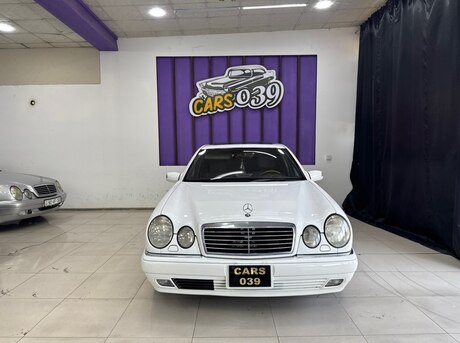 Mercedes E 240 1999