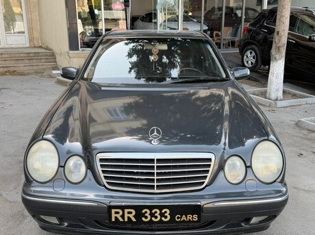 Mercedes E 240 2002