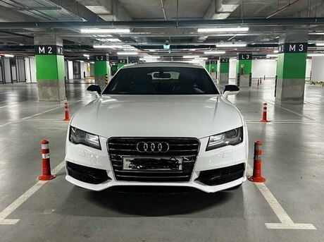 Audi A7 2012