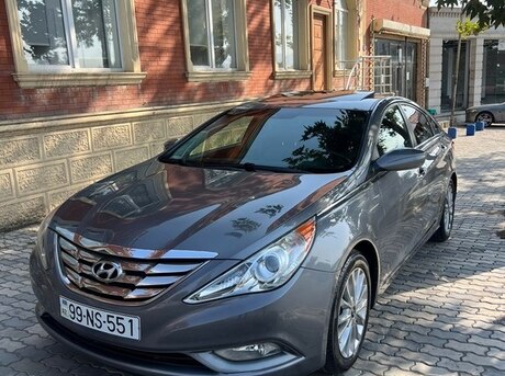 Hyundai Sonata 2011