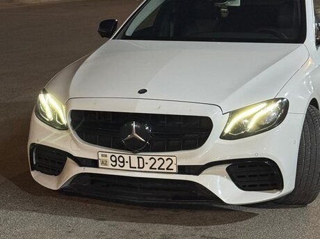 Mercedes E 220 d 2016