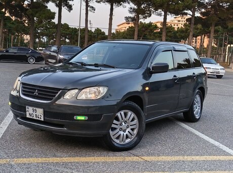 Mitsubishi Airtrek 2002