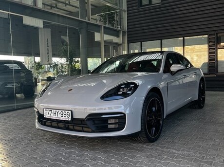 Porsche Panamera 2023