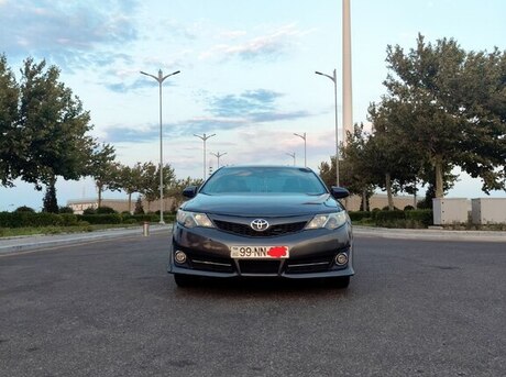Toyota Camry 2012
