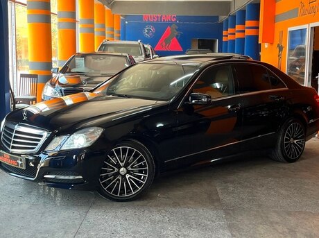 Mercedes E 250 2012