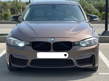 BMW 328 2012