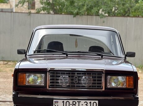 LADA (VAZ) 2107 2010