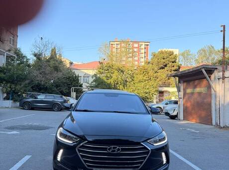 Hyundai Elantra 2016