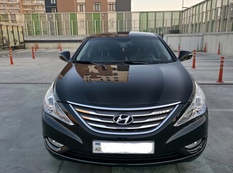 Hyundai Sonata 2012