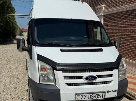 Ford Transit 2011