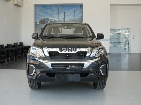 Isuzu  2026