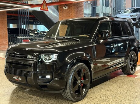 Land Rover Defender 2023