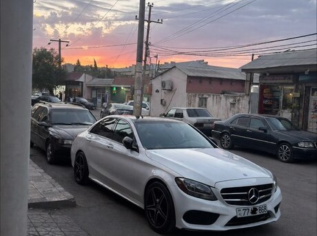 Mercedes C 300 4MATIC 2017