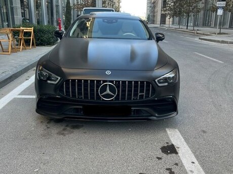 Mercedes  2021