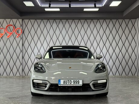 Porsche Panamera 4 E-Hybrid 2021