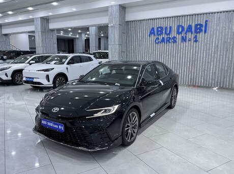Toyota Camry 2025