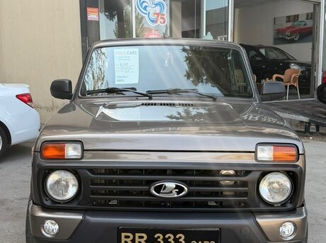 LADA (VAZ) Niva 2022