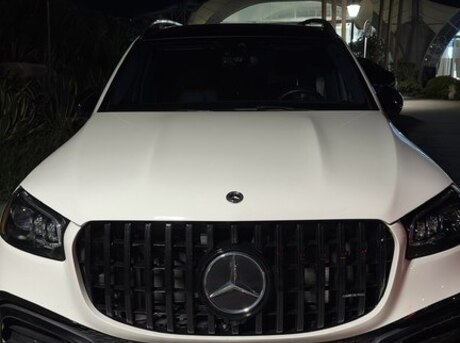 Mercedes GLS 450 4MATIC 2023
