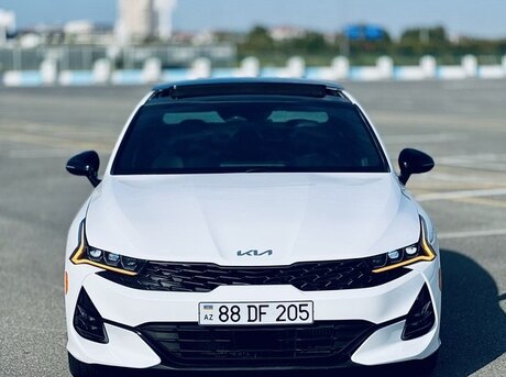 Kia K5 2023