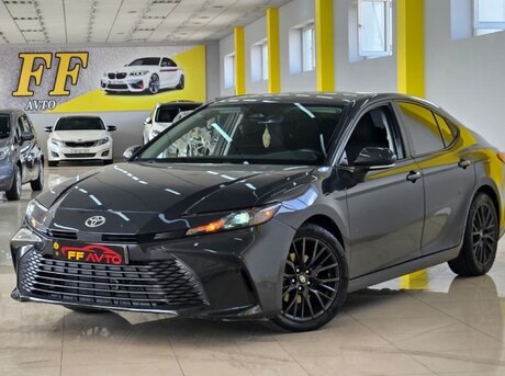 Toyota Camry 2025