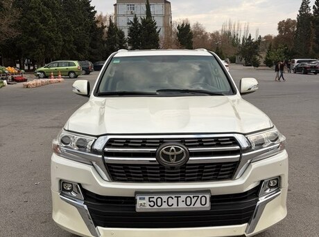 Toyota Land Cruiser 2010