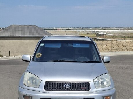 Toyota RAV4 2001
