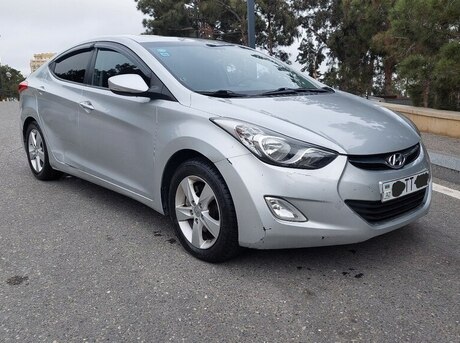 Hyundai Elantra 2011