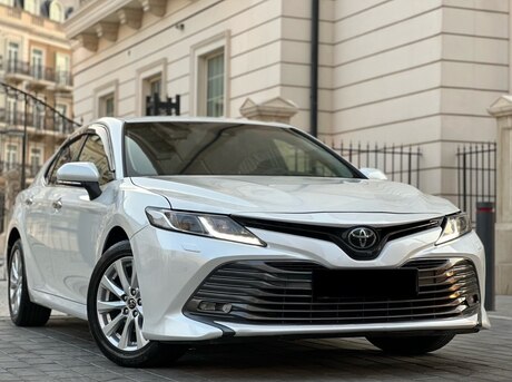 Toyota Camry 2020