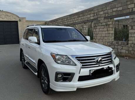 Lexus LX 570 2013