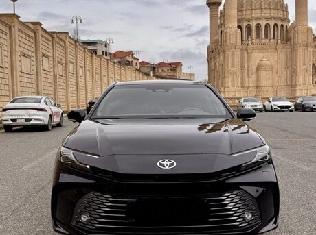 Toyota Camry 2024