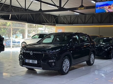 Suzuki S-Cross 2024