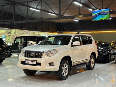 Toyota Land Cruiser Prado 2010